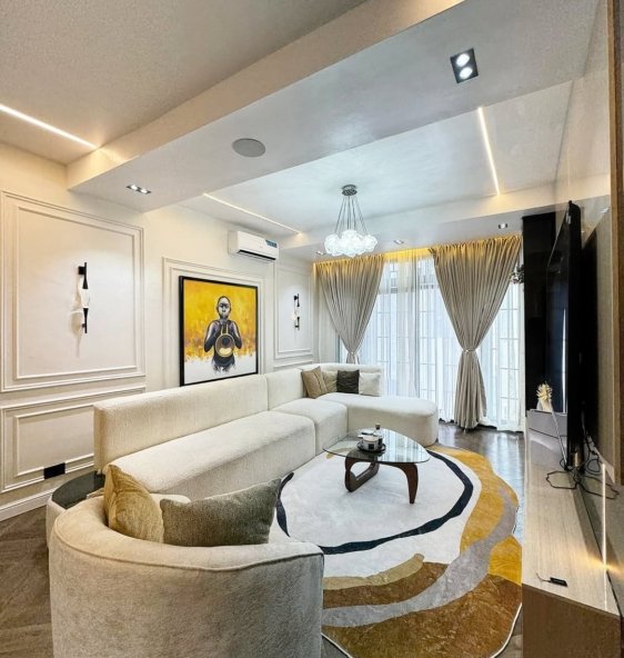 3 BEDROOM APARTMENT AVAILABLE FOR SHORTLET Location Lekki phase 1 Price Features New Contemporary Design All Rooms Ensuite Spotlights Fully Fitted Kitchen 24 7 Electricity Supply 01